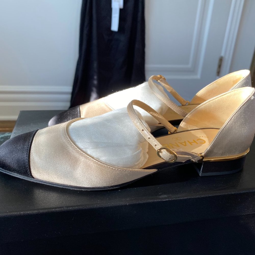 Chanel Nude Satin with Black Toe Satin Flats 37